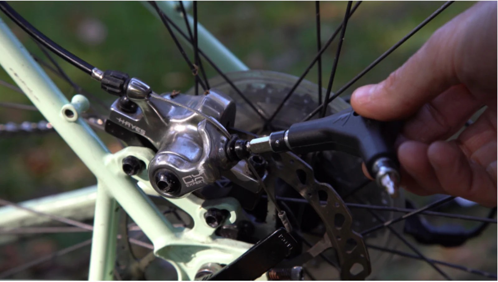 6 in 1 Multi Tool - Image 4