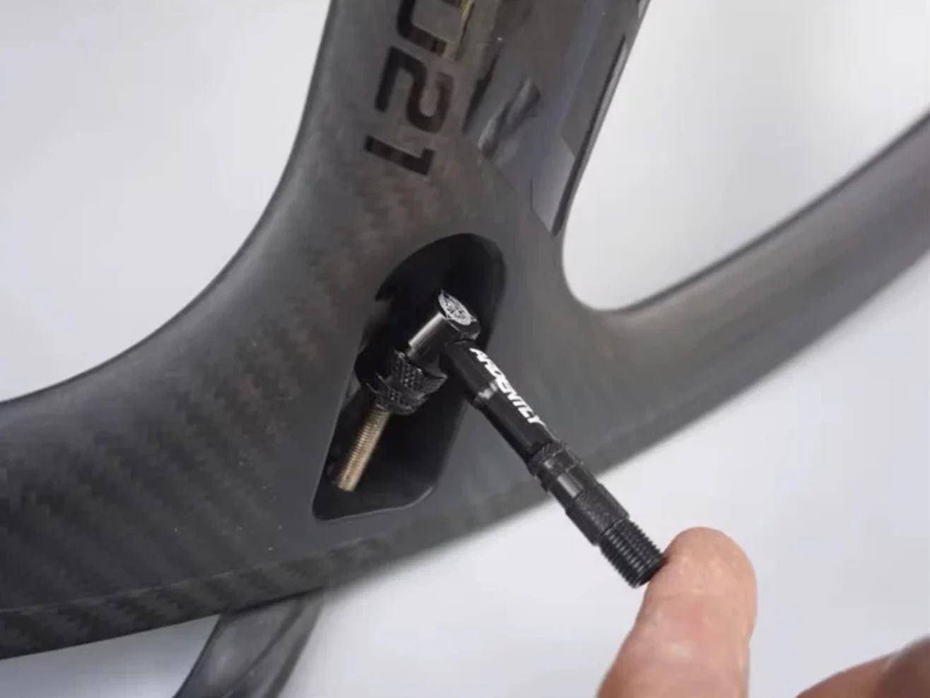 Disc Wheel Valve Adaptor - Image 2
