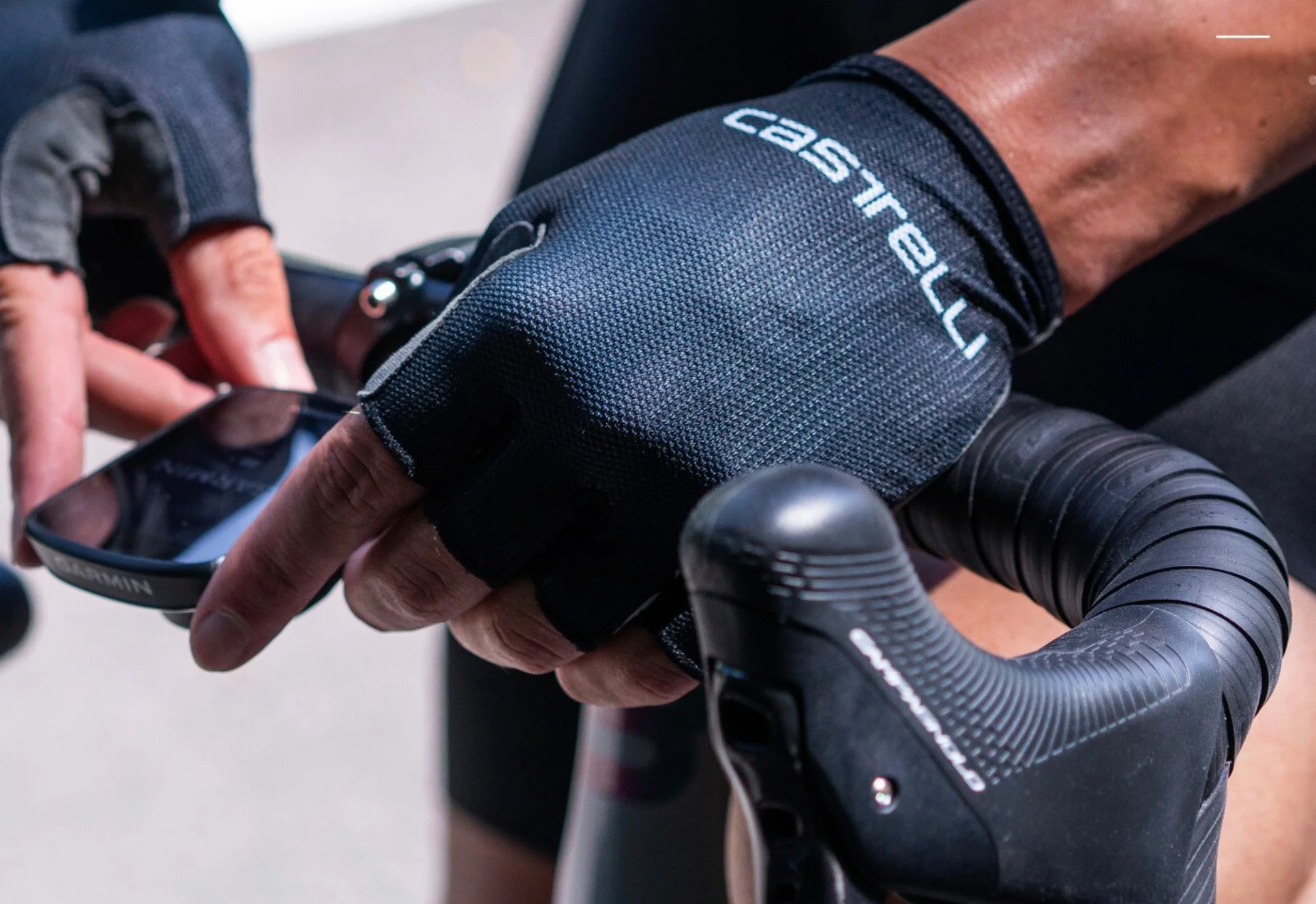 Entrata  V Glove Men's - Image 2