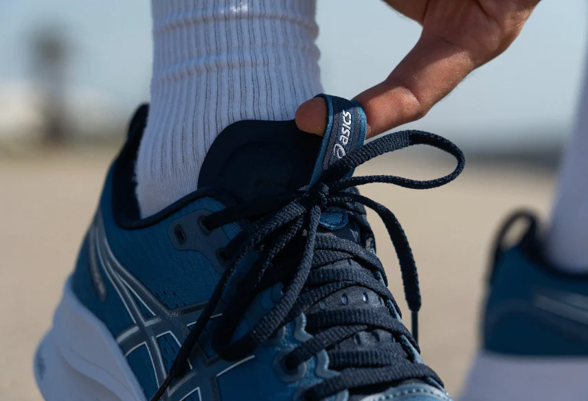 Gel-Kayano 32 Men's 4E Extra Wide - Image 2