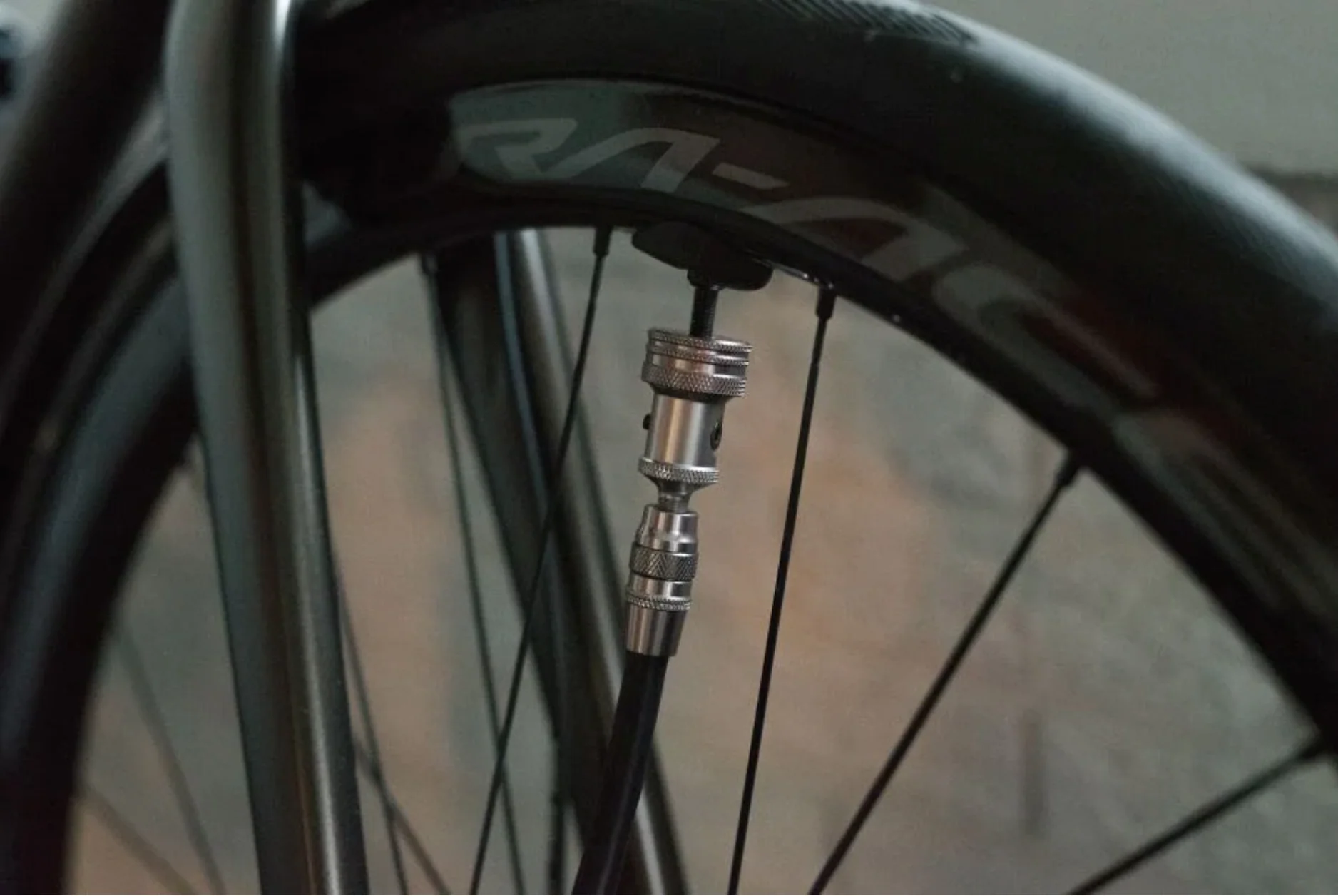 Pista Plus Floor Pump - Image 2