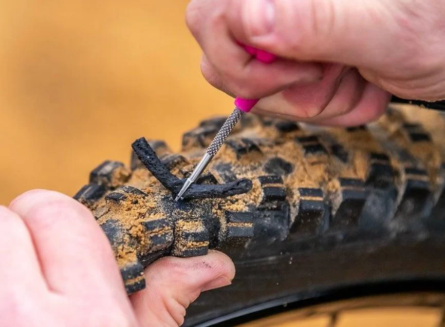Puncture Plug Repair Kit - Image 2
