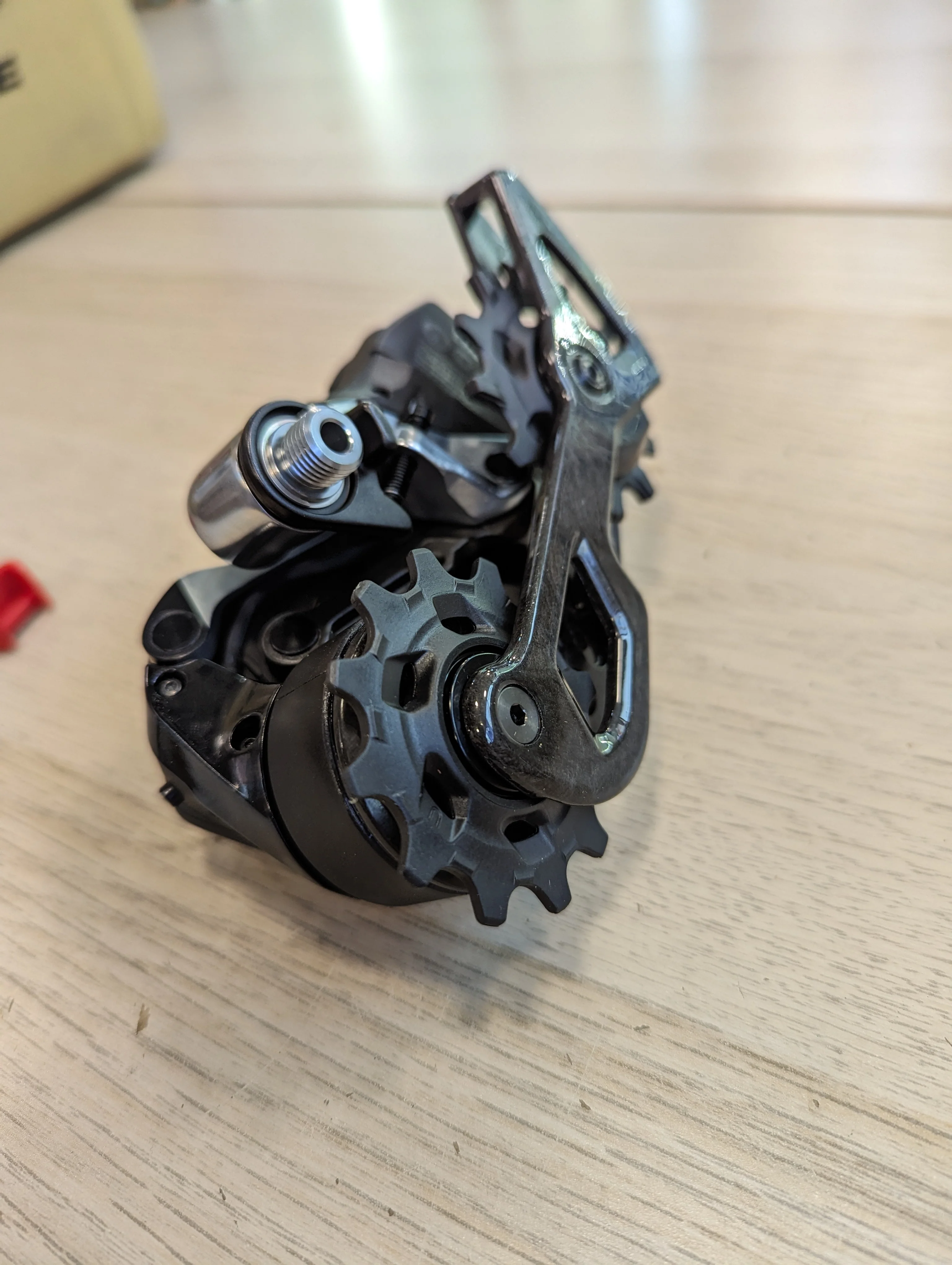 Red AXS Rear Derailleur - Image 2