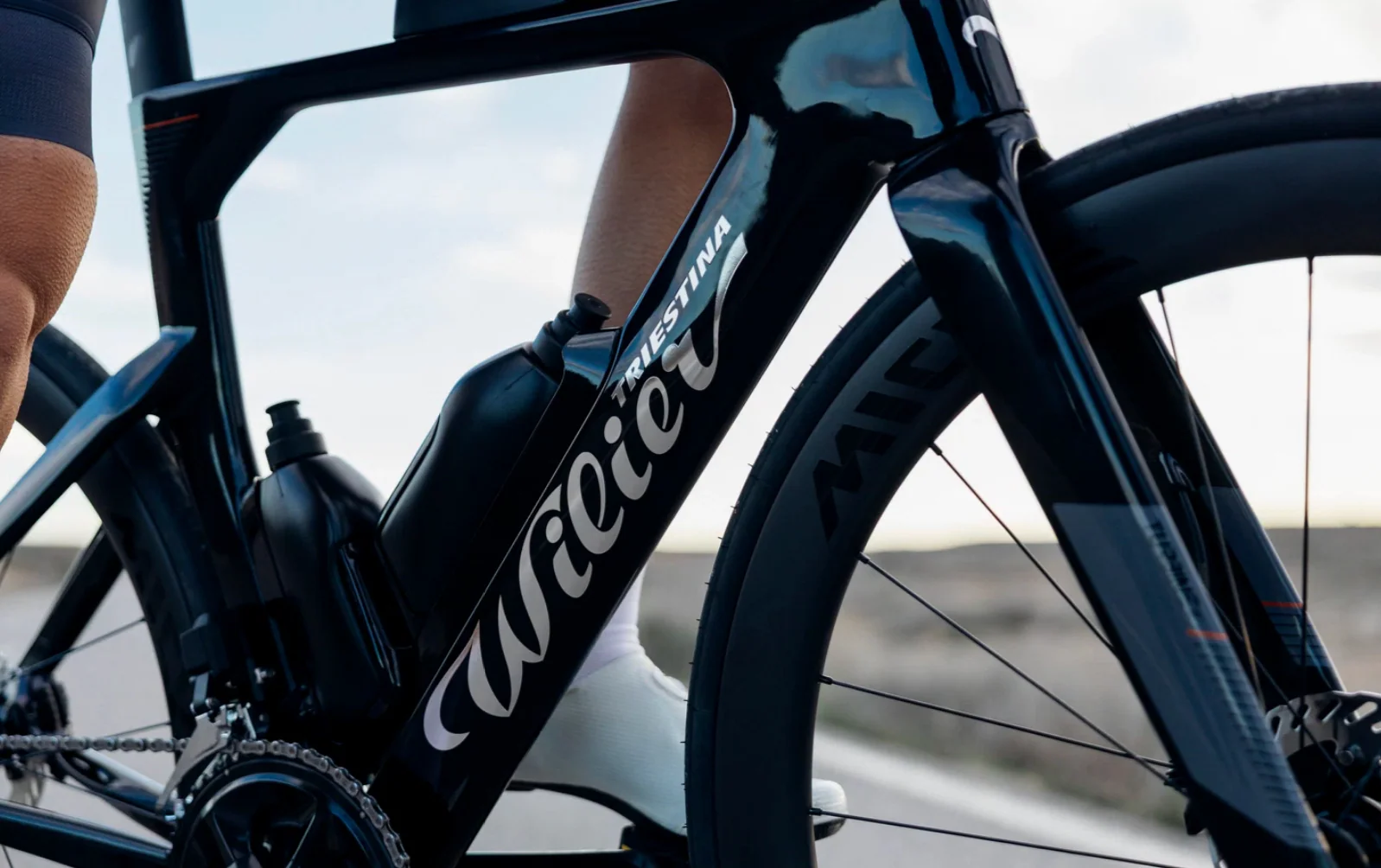 Turbine SL 105 Di2 - Image 4